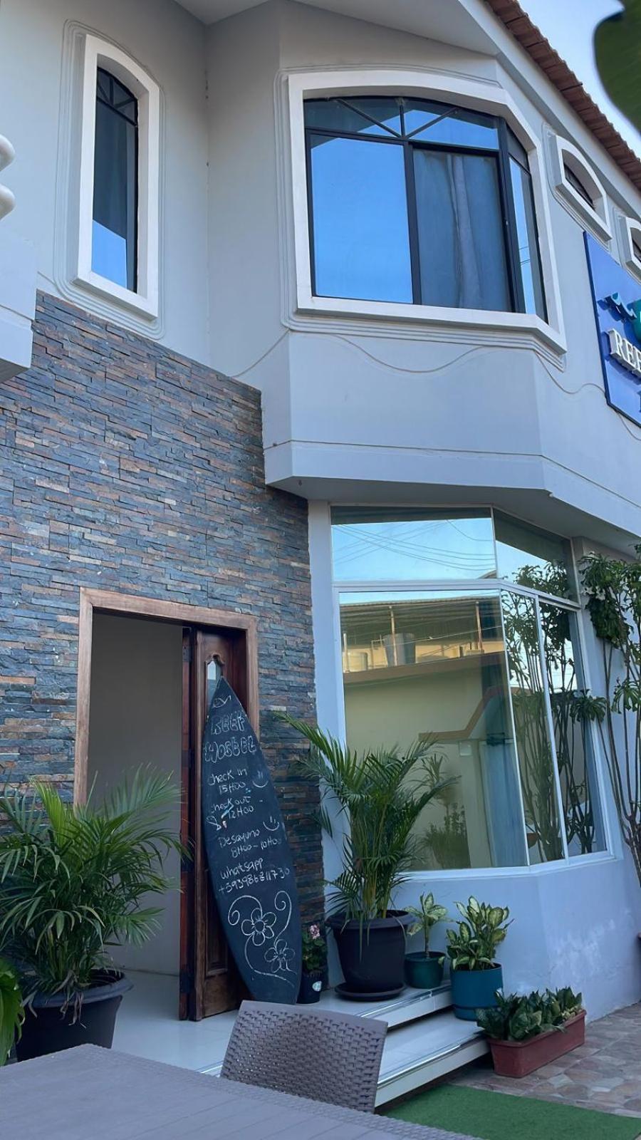 Reef Hostel Manta Exterior photo